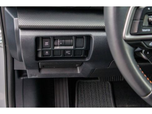 Used 2019 Subaru Crosstrek 2.0i Premium w/ Eyesight System image 20