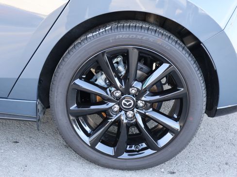 Certified 2025 MAZDA MAZDA3 Carbon image 42