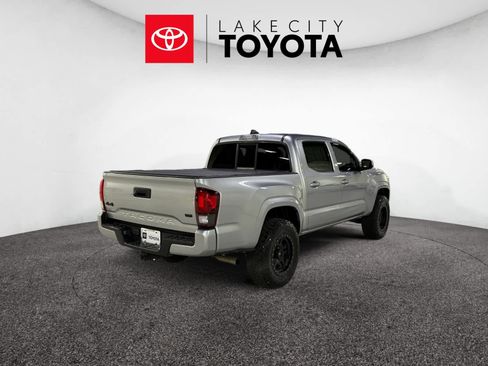 Used 2022 Toyota Tacoma SR image 7
