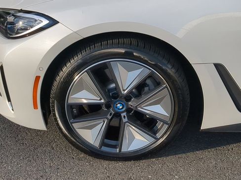 Used 2023 BMW i4 eDrive35 w/ Premium Package image 30