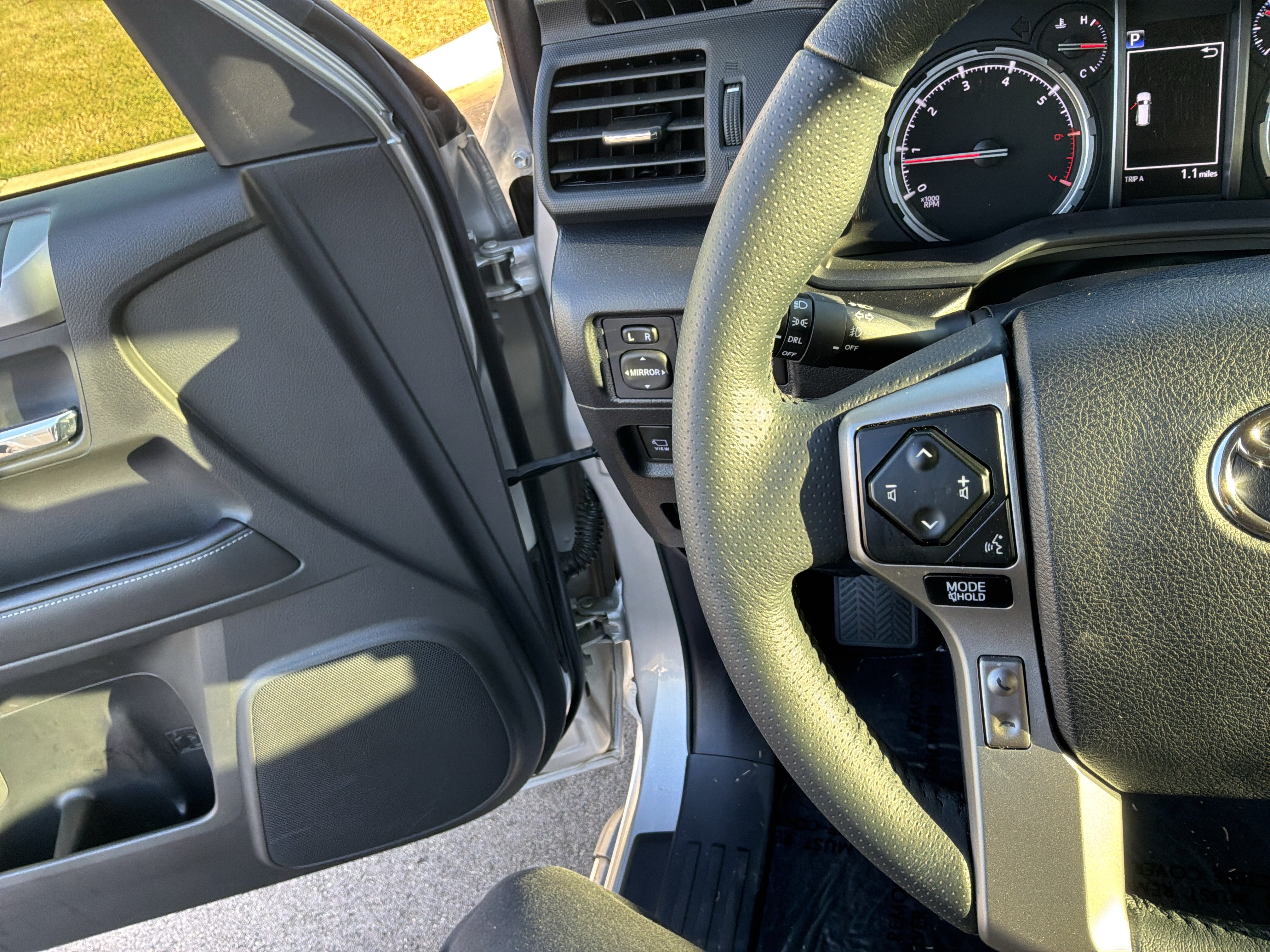 Used 2022 Toyota 4Runner TRD Sport w/ Technology Package RWD image 19
