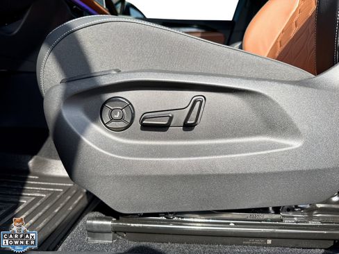 Used 2025 Volkswagen Tiguan SEL R-Line AWD/4WD image 15