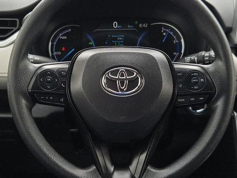 Certified 2025 Toyota RAV4 XLE AWD/4WD image 26