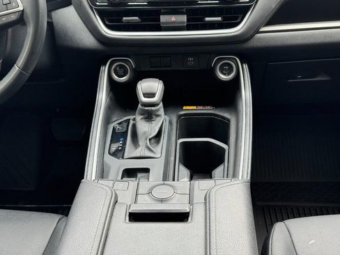 Used 2024 Toyota Grand Highlander AWD image 22