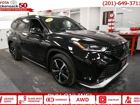 Used 2022 Toyota Highlander XSE image 1