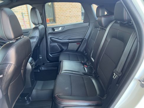 Used 2023 Ford Escape ST-Line Select w/ Tech Pack #2 image 19