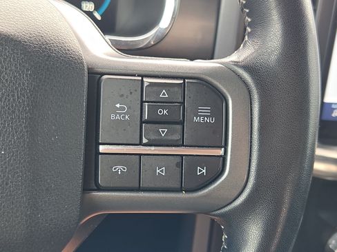 Used 2022 Ford F150 Lariat w/ Equipment Group 502A High AWD/4WD image 18