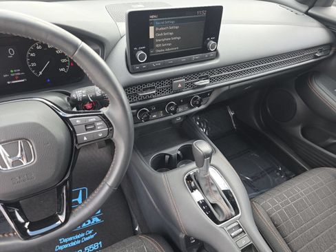 Certified 2024 Honda HR-V Sport image 29