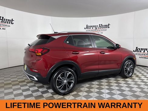 Used 2023 Buick Encore GX Select image 5