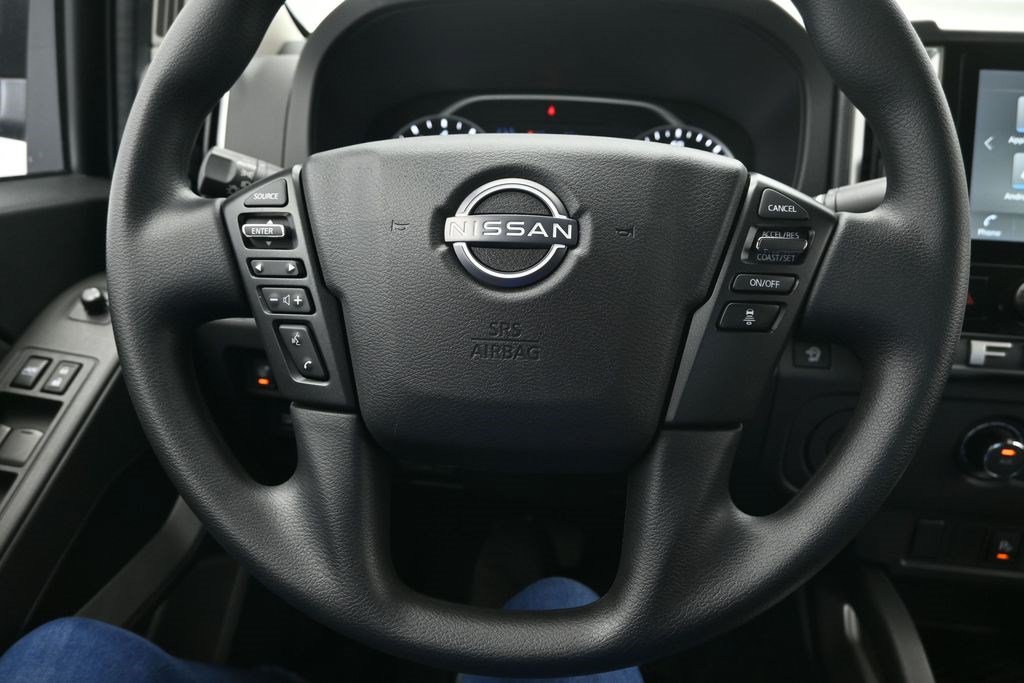 Used 2025 Nissan Frontier SV RWD image 24