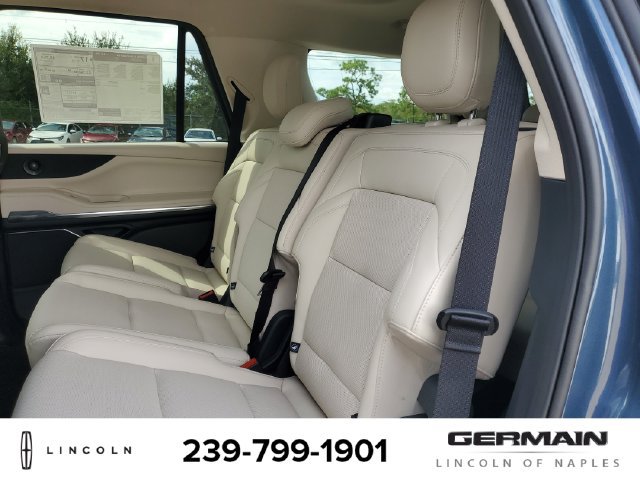 New 2027 Lincoln Navigator Premiere AWD/4WD image 19