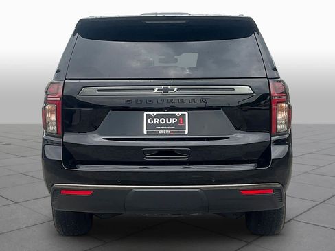 Used 2022 Chevrolet Suburban Z71 w/ Luxury Package image 5