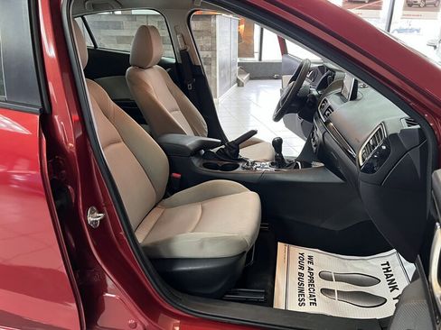 Used 2015 MAZDA MAZDA3 i Sport image 27