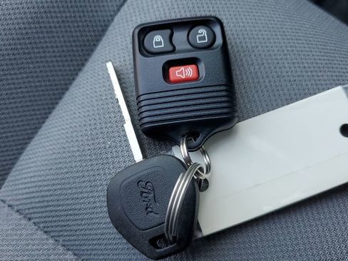 New 2026 Ford E-350 and Econoline 350 Super Duty w/ Power Equipment Group image 38