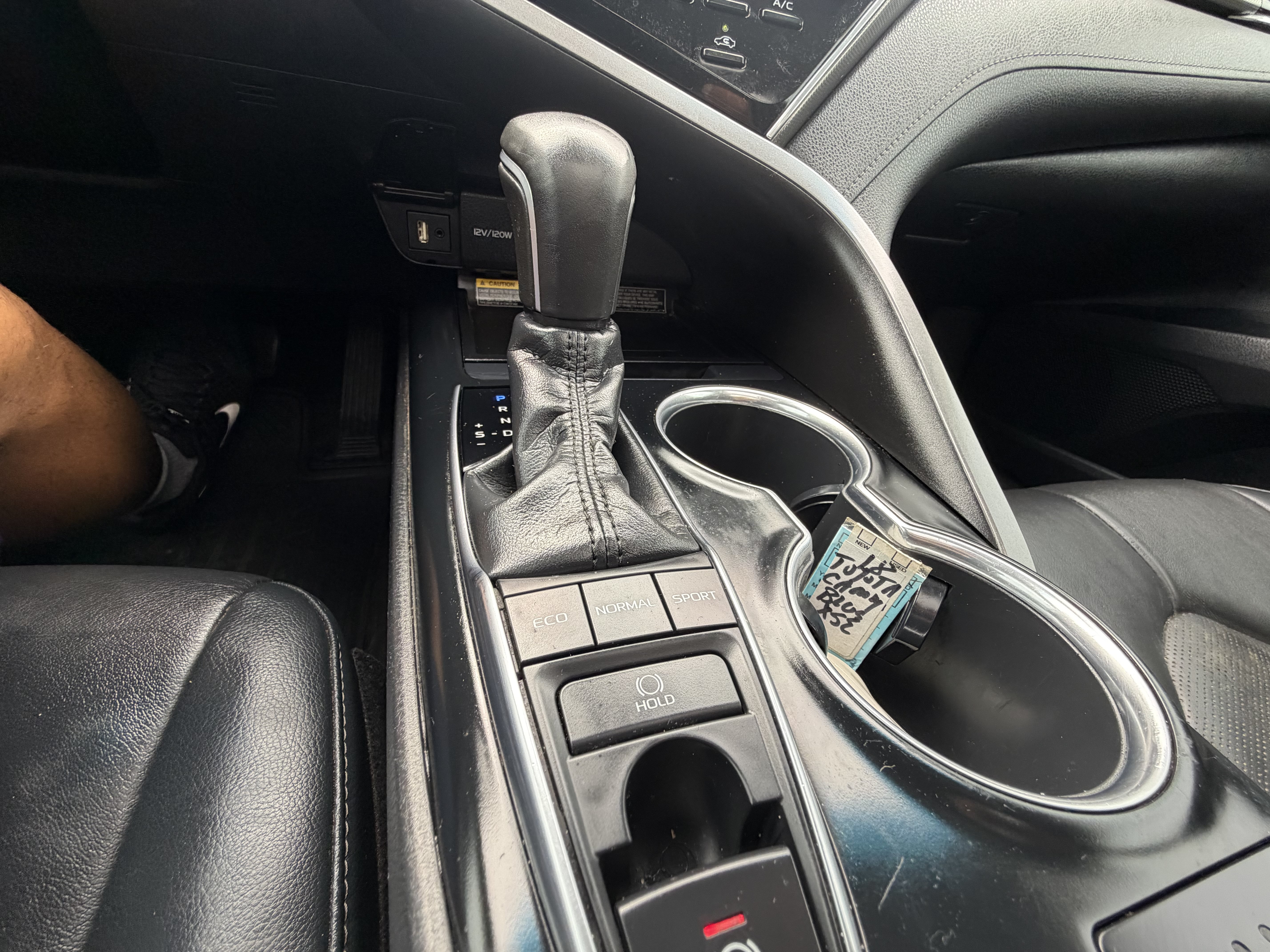 Used 2018 Toyota Camry XSE w/ Audio Package FWD image 24