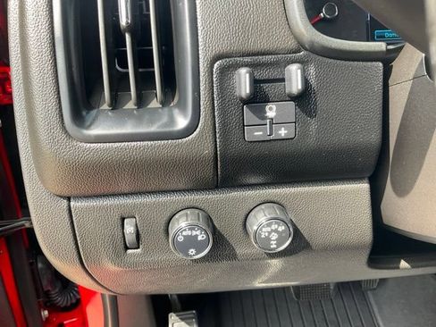 Used 2018 Chevrolet Colorado ZR2 AWD/4WD image 8