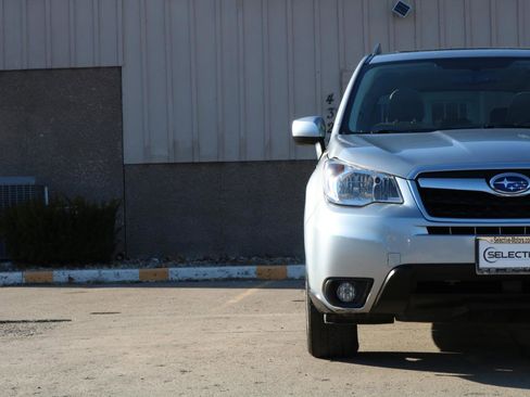 Used 2015 Subaru Forester 2.5i Limited image 4