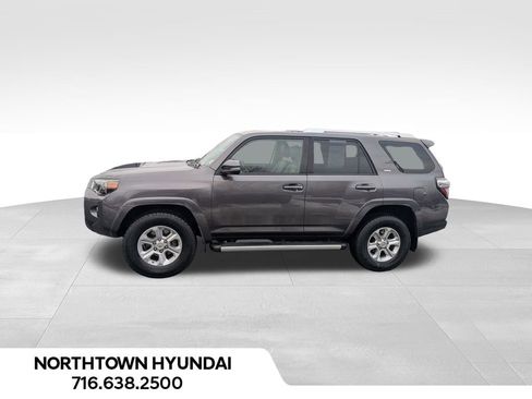 Used 2015 Toyota 4Runner SR5 Premium image 16