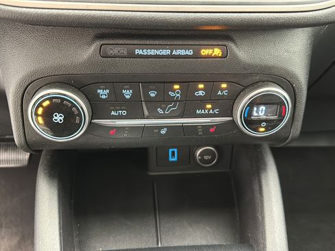 Used 2020 Ford Escape SEL AWD/4WD image 19