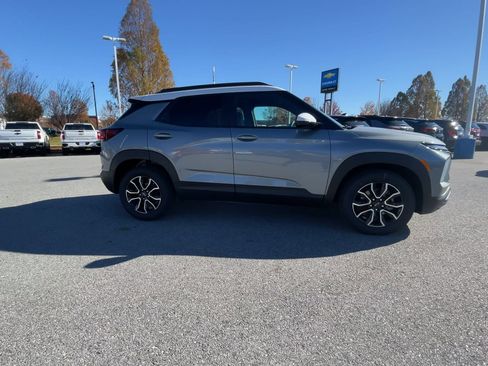New 2025 Chevrolet TrailBlazer ACTIV w/ Convenience Package image 9