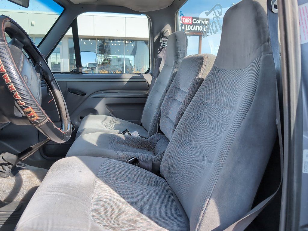 Used 1995 Ford F150 4x4 Regular Cab image 5