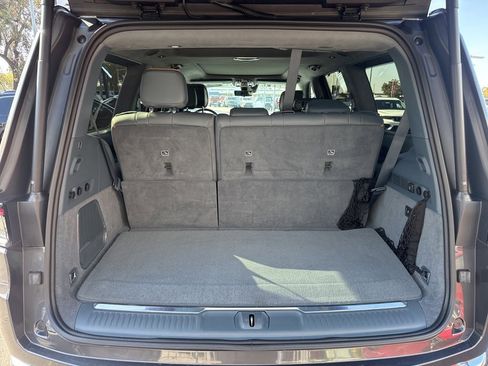 Used 2022 Jeep Grand Wagoneer Series II w/ Convenience Group III image 7