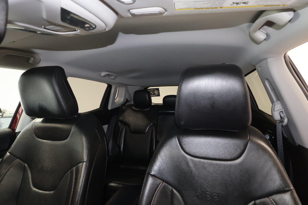 Used 2022 Jeep Compass Limited w/ Elite Group AWD/4WD image 18