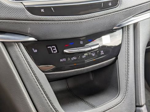 Certified 2024 Cadillac XT5 Premium Luxury image 15