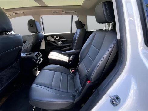 Used 2022 Mercedes-Benz GLS 450 4MATIC image 19