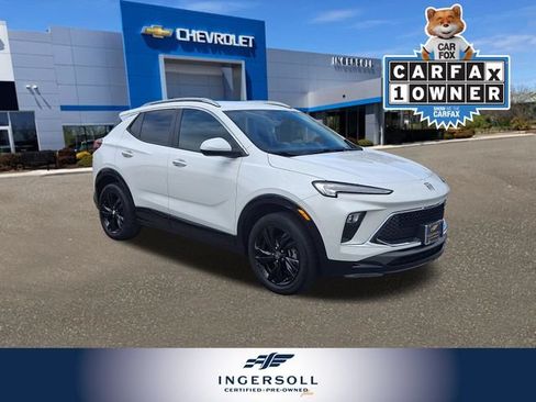 Used 2024 Buick Encore GX Sport Touring AWD/4WD image 1
