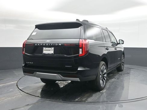 New 2025 Ford Expedition Platinum w/ Driver's Package image 24