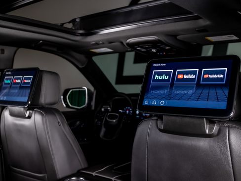 Used 2024 GMC Yukon XL Denali w/ Max Trailering Package image 23