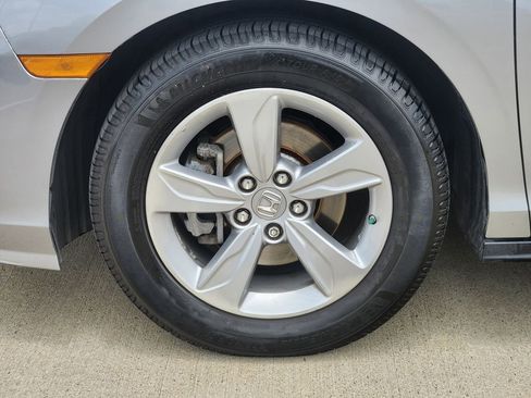 Used 2019 Honda Odyssey EX image 10