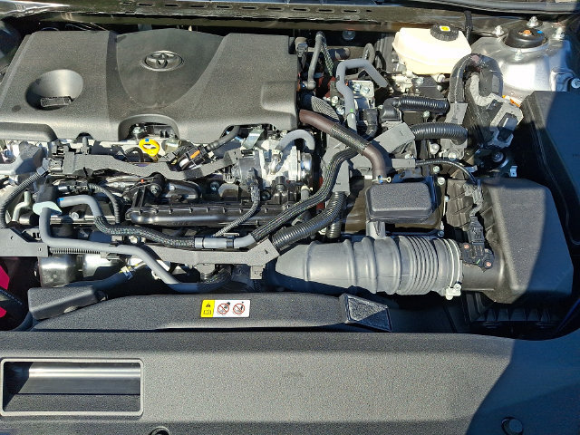 Used 2025 Toyota Camry XSE FWD image 27