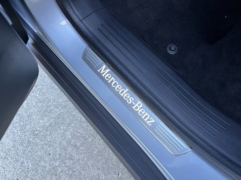 Certified 2025 Mercedes-Benz GLE 450e 4MATIC image 45