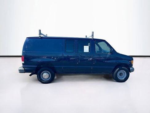 Used 2001 Ford E-350 and Econoline 350 Super Duty RWD image 10