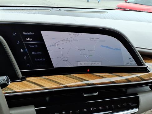 Used 2021 Cadillac Escalade Sport Platinum w/ LPO, Floor Liner Package image 9