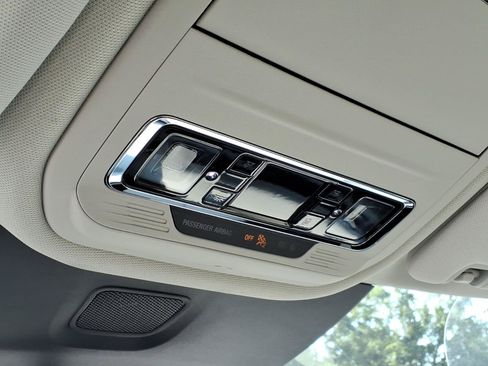 New 2026 Lincoln Aviator AWD image 18