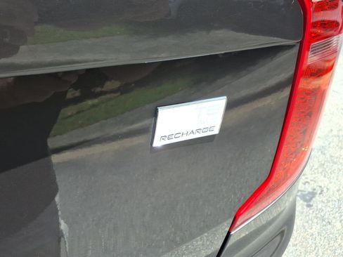 Used 2024 Volvo XC90 T8 Plus w/ Protection Package Premier AWD/4WD image 6