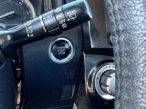 Used 2022 Toyota 4Runner TRD Off-Road Premium image 24