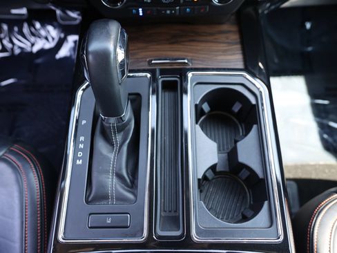 Used 2019 Ford F150 Lariat w/ Equipment Group 502A Luxury AWD/4WD image 36