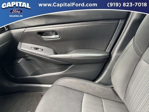 Used 2025 Nissan Sentra SV FWD image 28