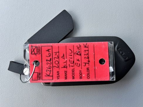 Used 2024 Kia Telluride EX image 21