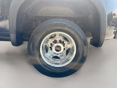 Used 2020 GMC Sierra 3500 Denali w/ Denali Ultimate Package AWD/4WD image 14