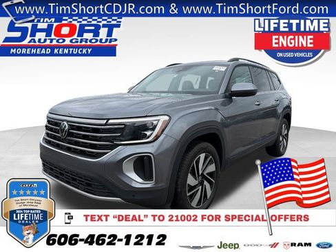 Used 2025 Volkswagen Atlas SE AWD/4WD image 1