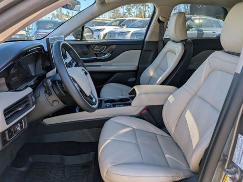 New 2026 Lincoln Corsair Reserve image 24