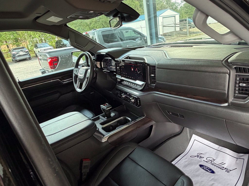 Used 2024 GMC Sierra 1500 SLT AWD/4WD image 27