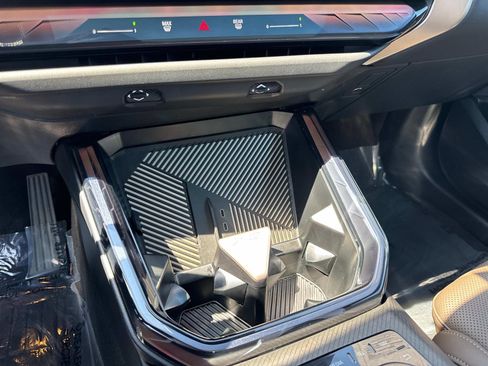 Used 2025 BMW X3 xDrive30i w/ M Sport Package image 19