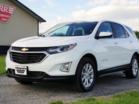 Used 2021 Chevrolet Equinox LT AWD/4WD image 2