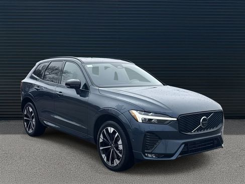 New 2026 Volvo XC60 B5 Plus w/ Protection Package Premier image 3